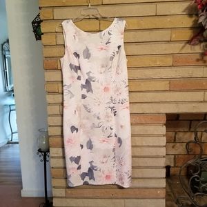 New White House Black Market FLORAL Dress Size 14